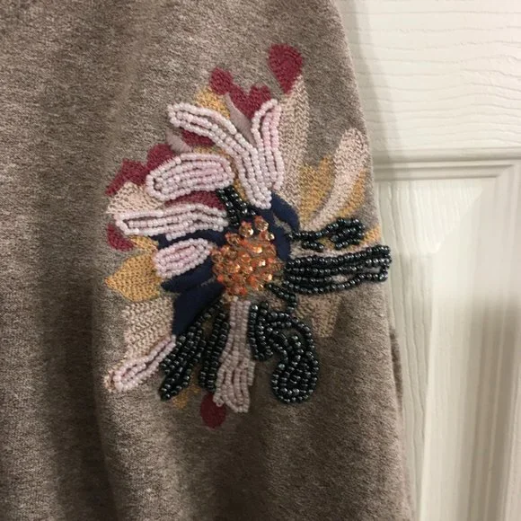 Vintage America Blues Embroidered/Beaded Sweatshirt - Picture 3 of 8